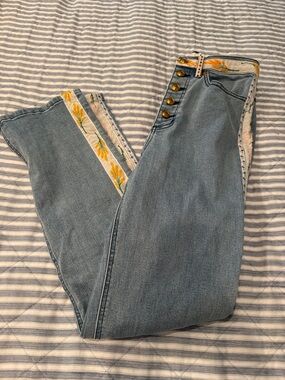 TORY Burch Light Wash Embellished Ribbon Women’s Jeans with Yellow Floral Trim